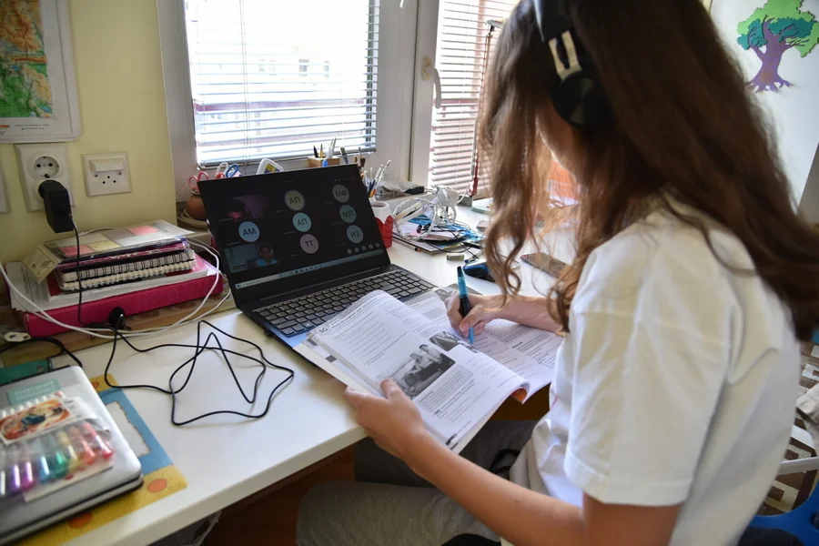 AETM: U prvih devet meseci 2025 online transakcije 693,1 miliona evra, rast od 30 procenata - Nova Makedonija