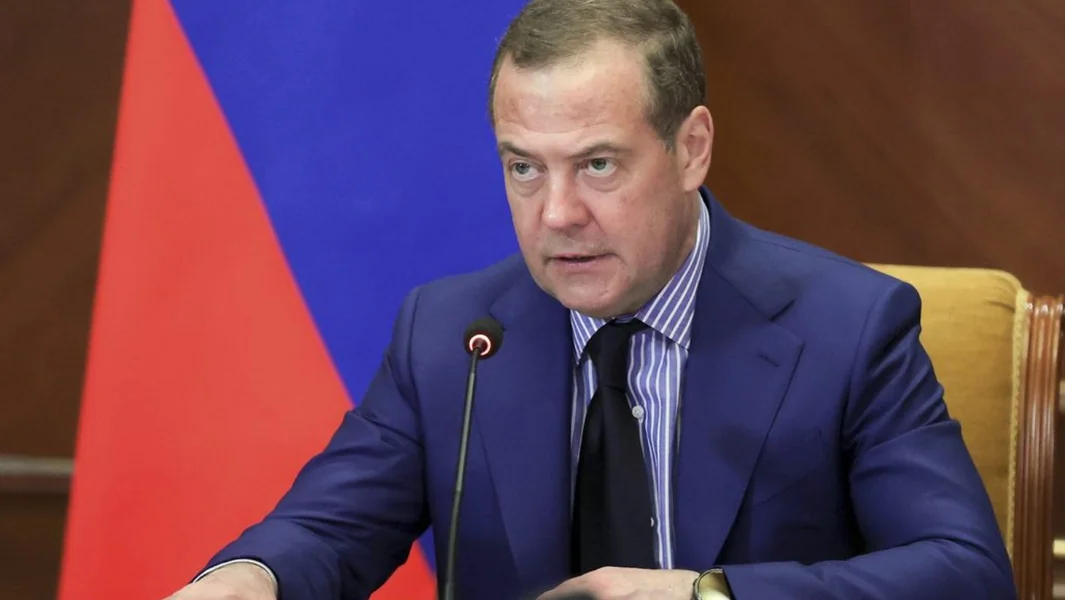 Medvedev: 'Evropski ološi razumeju samo surovu silu' - Documento