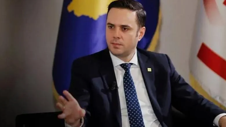 Predsednik LDK čestita praznike, novo upozorenje Abdixhiku: Šta god donese budućnost, biću ponovo u službi svoje zemlje