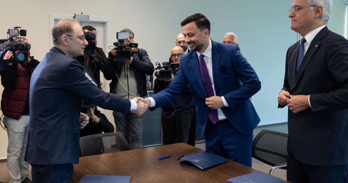 Predsednik Vlade Luca Niculescu najavljuje tri prioriteta Vlade za upravljanje fondovima Evropske unije