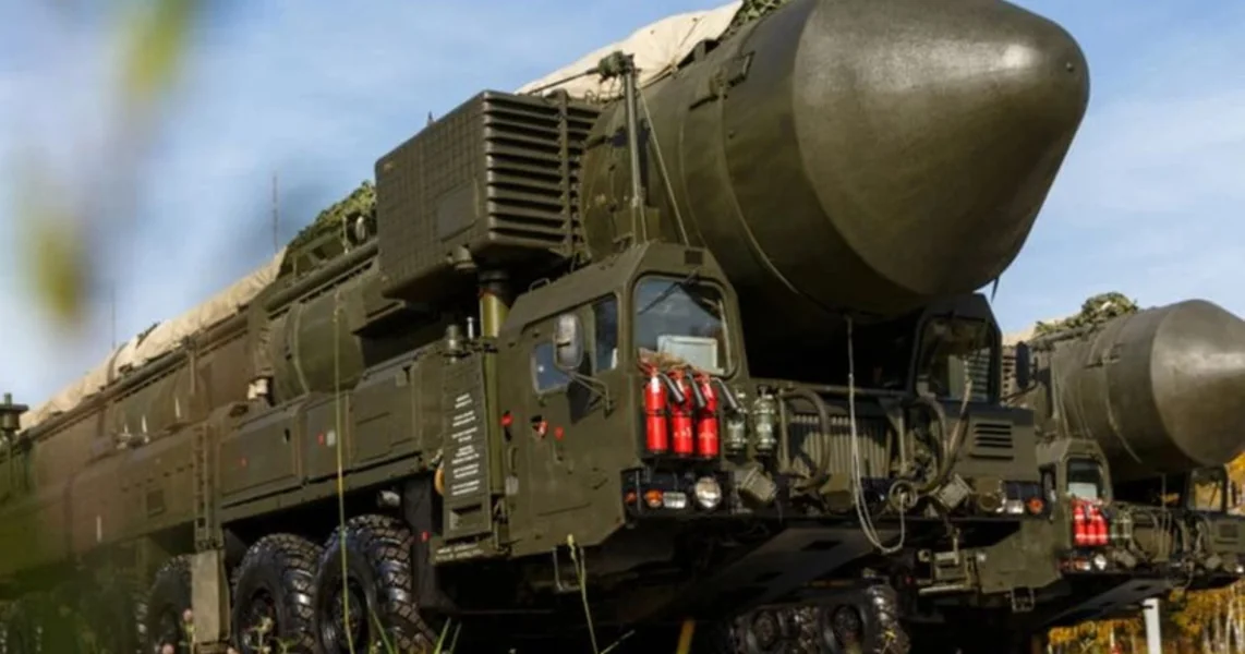 SAD su denuncovali na UN-u opasnu i neobjašnjivu eskalaciju napadom raketom Orešnik Rusije na Ukrajinu