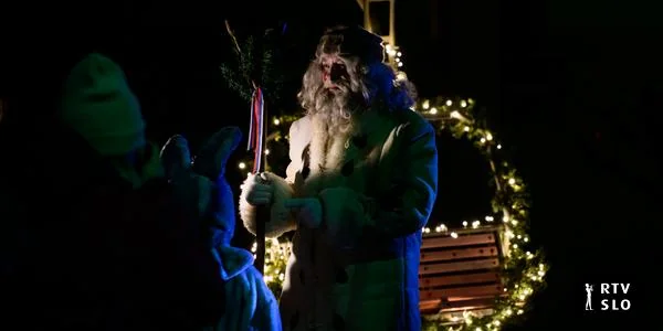Deda Mraz se za godinu dana oprašta od mariborskih dece