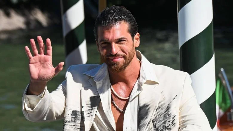 Turski glumac Can Yaman oslobođen iz zatvora nakon hapšenja u antidrog operaciji, drugi poznati likovi pod istragom! Sumnje i prostitucija u hotelu - Shqiptarja.com