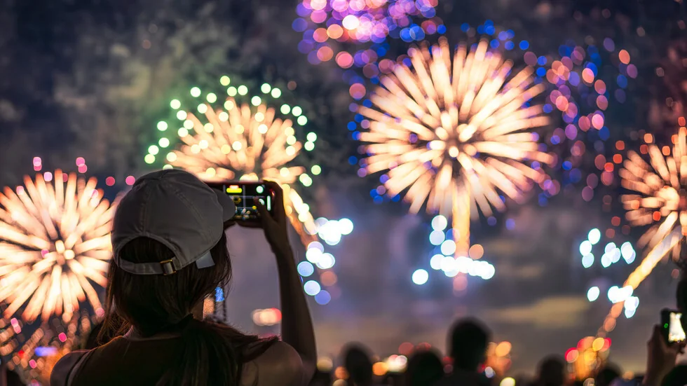 Ogromne kolone pred prodavnicama za vatromete u Nemačkoj