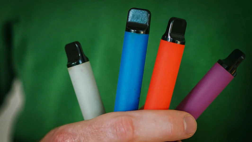 Vaping kod dece: Šta roditelji treba da znaju