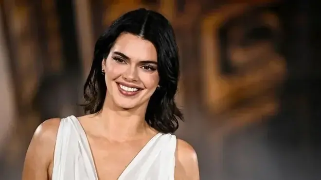 Kendall Jenner progovorila o lezbejstvu – seksi fotografije