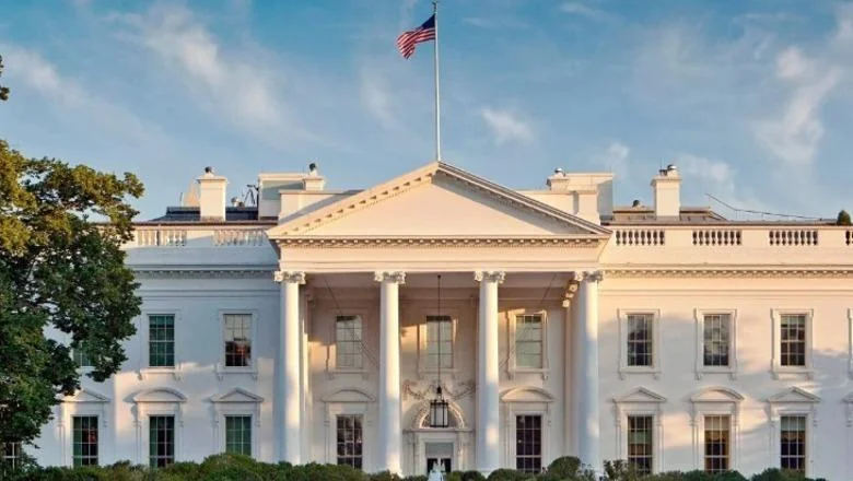 Nakon sudijskog naloga, Bela kuća vraća pristup medijima zabranjenim od strane Trumpa