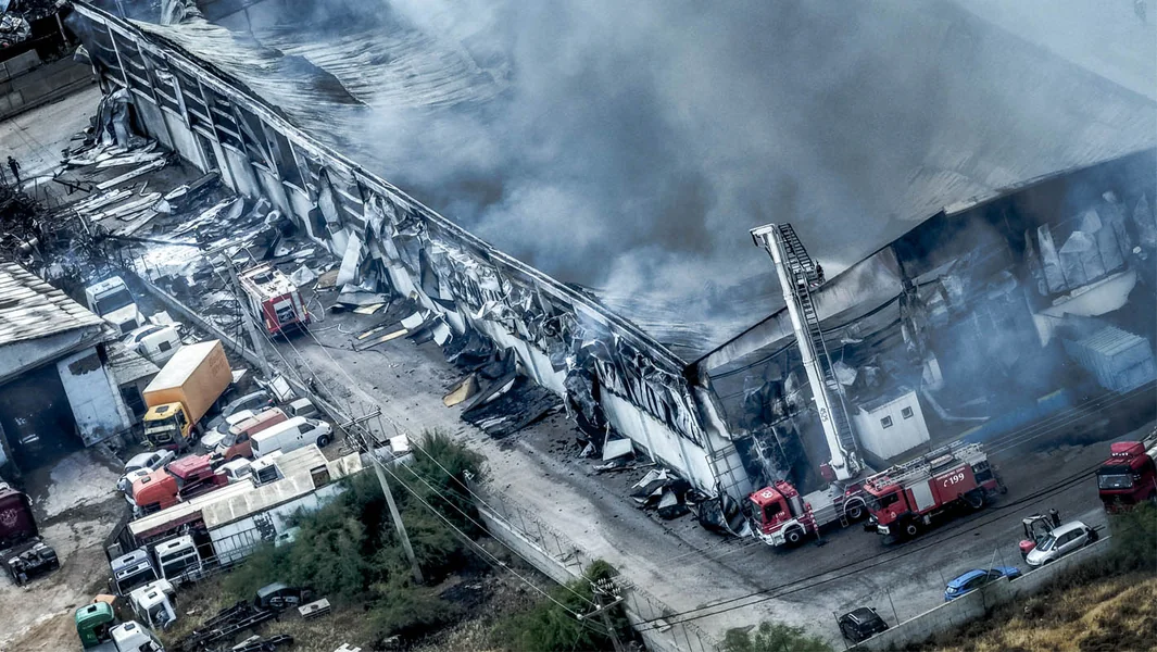 Eksplozija u Aspropyrgosu: nepostojeće kontrole na industrijskim zonama - Documento