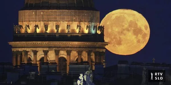 Rusija želi u narednoj deceniji na Mesecu postaviti elektranu