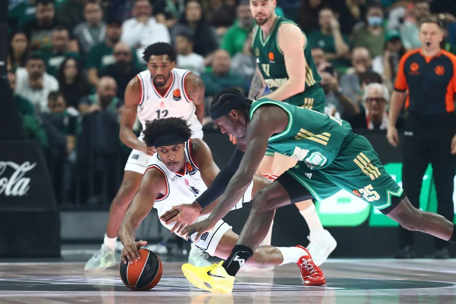 Panathinaikos - Armani Milano 74-87: Zeleni blackout, prošli Italijani uz Brooks i Brown