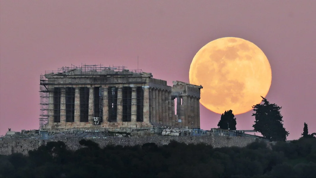 Puna luna januara: Kada ćete videti Vučji Mesec