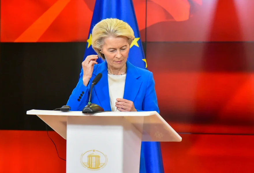Fon der Lajen: Makedonija pripada na stolu u EU, dočekaćemo je sa njenim identitetom i jezikom