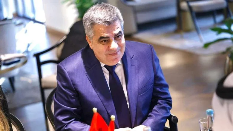 Platio 2700 evra za jednu noć u Dubaiju, Gonxha reaguje na optužbe na portalima - Shqiptarja.com