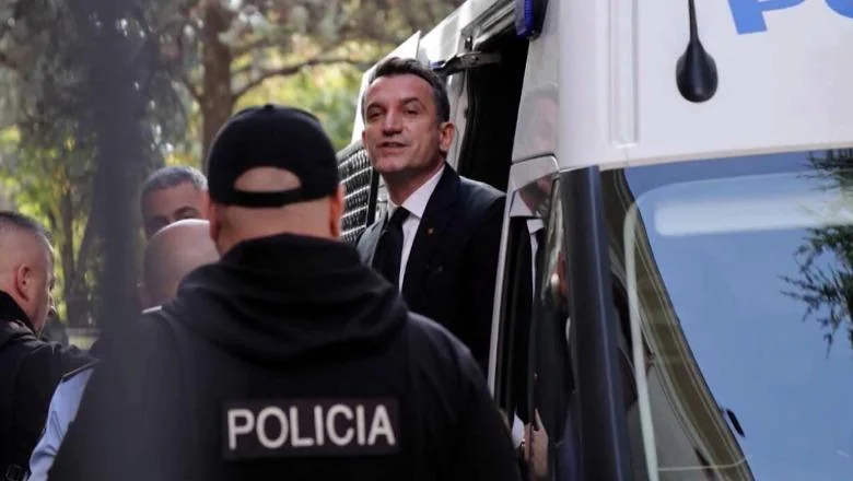Mero Baze: Jedina stvar koja se nije promenila jeste političko proganjanje Erion Velijata