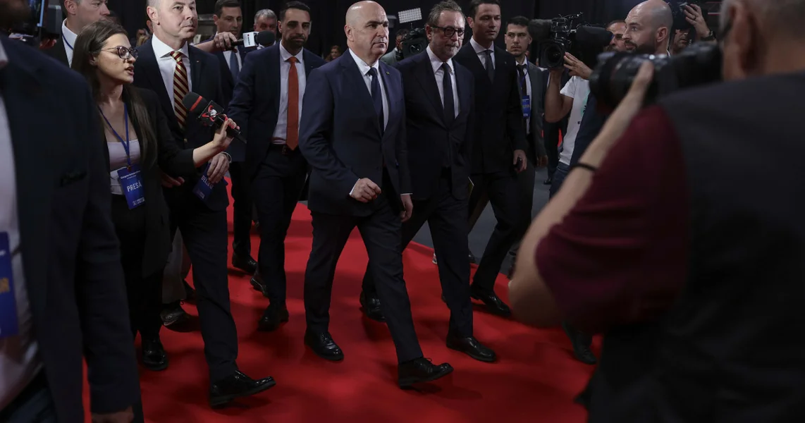 Liberali odlučuju u subotu kako će se postaviti prema Vladi Luca Niculescu. Stavovi su podeljeni u PNL-u