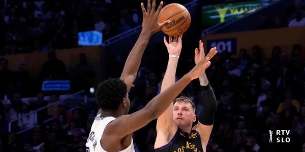 U 3.30: Los Angeles Lakers – Memphis