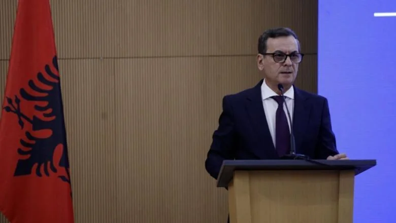 Danas su izabrana 3 člana KLGJ, Sadushi o platama: Dijalog se ne može zameniti odlukom Ustavnog suda, okrugli sto sa Ramom treba za konsolidaciju pravosuđa (VIDEO) - Shqiptarja.com
