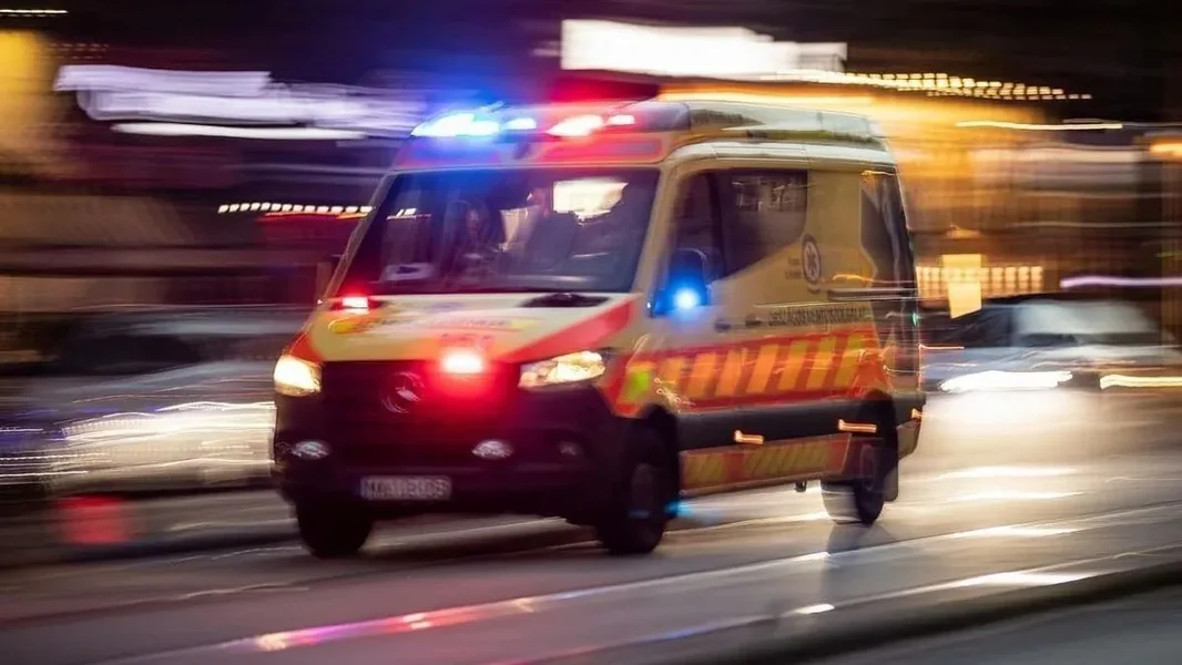 Bez kočenja je uleteo u raskrsnicu, petoro povređeno zbog penzionerke - ORIGO