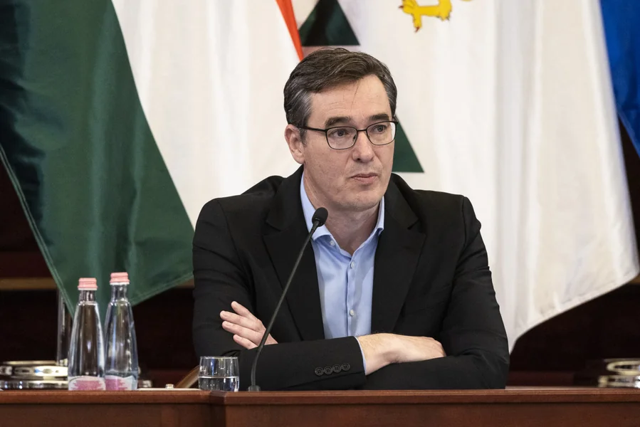 Imaju li snagu da kažu 'studija uticaja'? Smešno! – tokom maratonske sednice poslanici Gradskog veća su se sukobljavali.