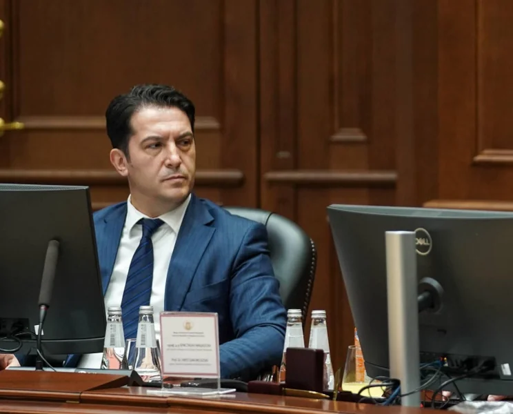 Na današnjoj sednici Vlade sam imenovan za prvog zamjenika predsednika Vlade, objavio Bekim Sali - Nova Makedonija