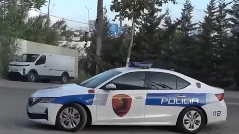 Uzeo je očev automobil potajno i pao u kanal, 15-godišnjak je preminuo u Peze-Helmesu! Povređen je njegov saputnik, star 16 godina