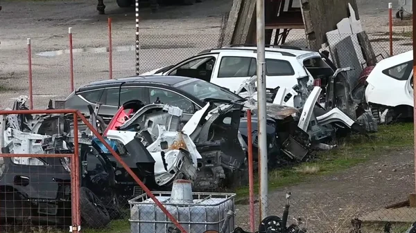 Otkrivene dve automorgi kod nas sa automobilima traženima u EU