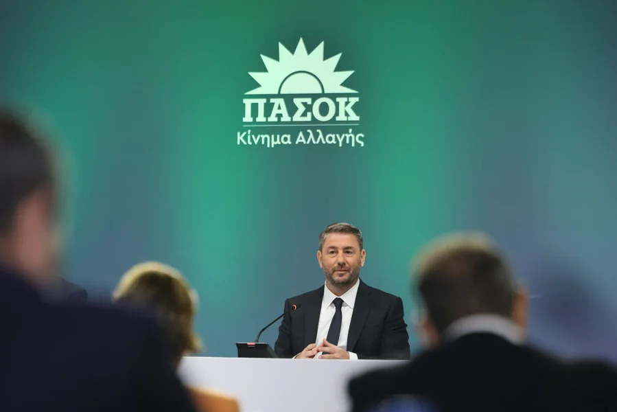 PASOK: Podneo ostavku Giorgos Boulmpasakos - Zamerke protiv Nikosa Androulakisa - Documento