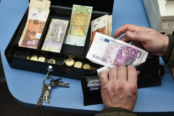 Isplaćeni blizu 5,5 miliona evra subvencija za stočare - Nova Makedonija