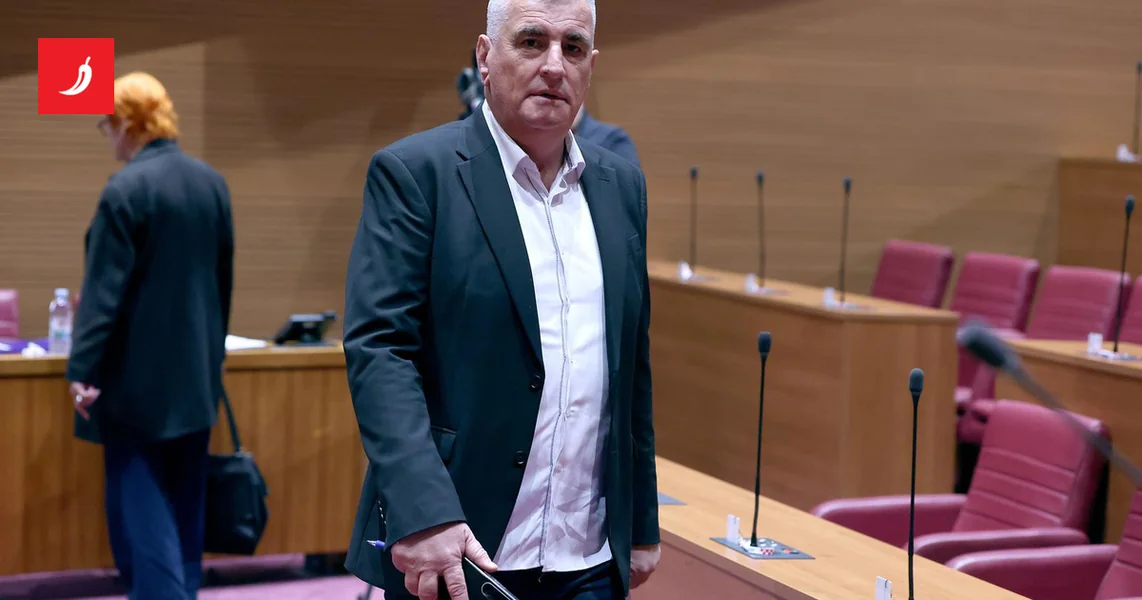 Bulj izbačen iz sabora