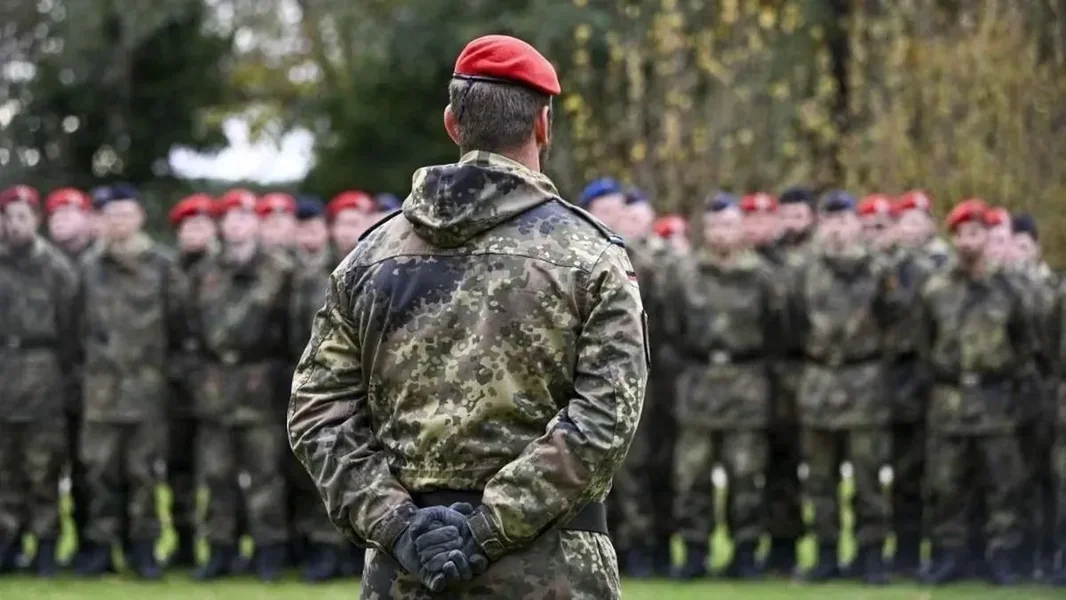 Brisel bi formirao vojsku, Mađarska kaže ne - ORIGO