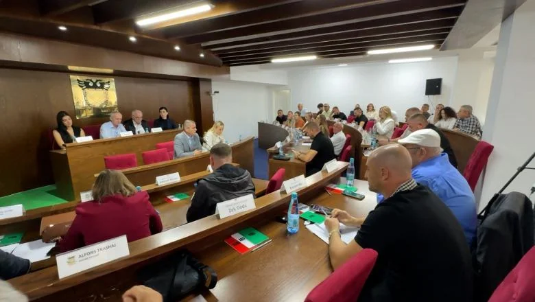 Lezhë, povećava se tarifa za hranu u javnim vrtićima za 50 lekë dnevno! DP: teret za 540 porodica! Ndreu: Uzrok je povećanje cena