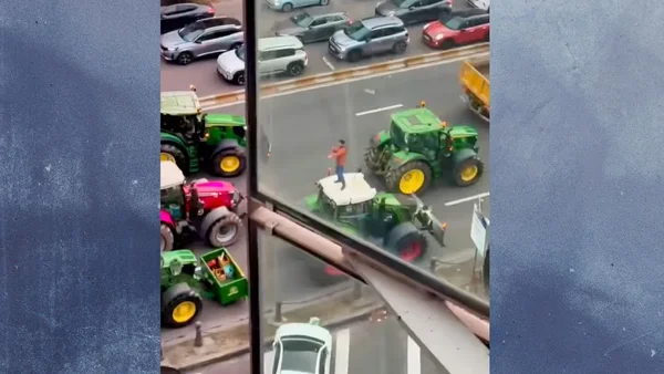 Poljoprivrednici: Na blokadama Roz Panter – Korna i ples koji su postali viralni u Briselu