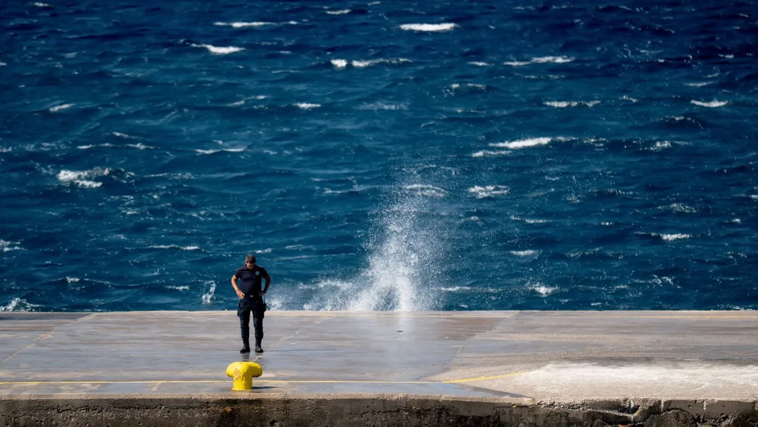 Loše vreme sa jakim kišnim pljuskovima i olujnim vetrovima u ponedeljak - Documento