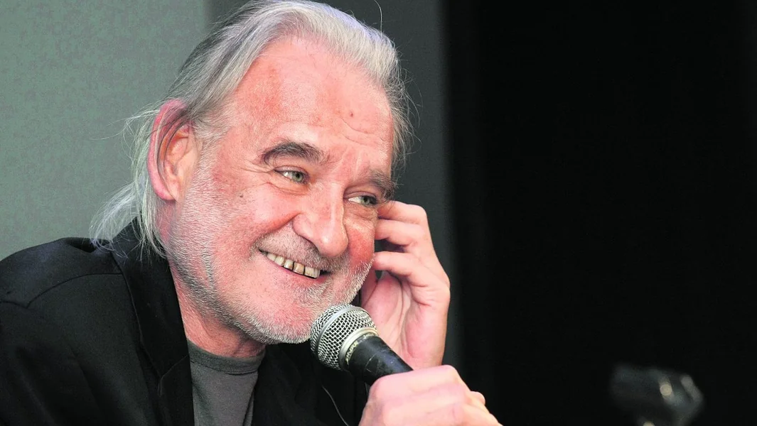 Bela Tarr kartografisao kolektivnu tugu - Documento