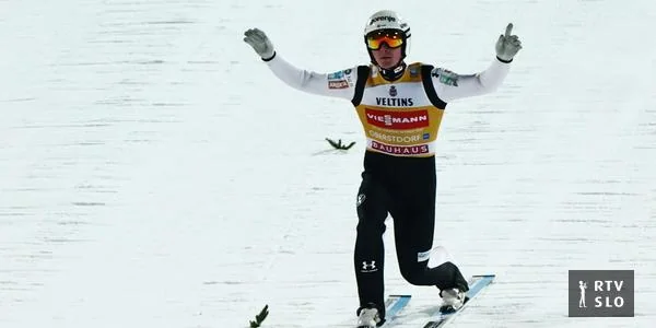 Tri skakača su na prvom takmičenju turneje pobedili sa višom prednošću nego Domen Prevc