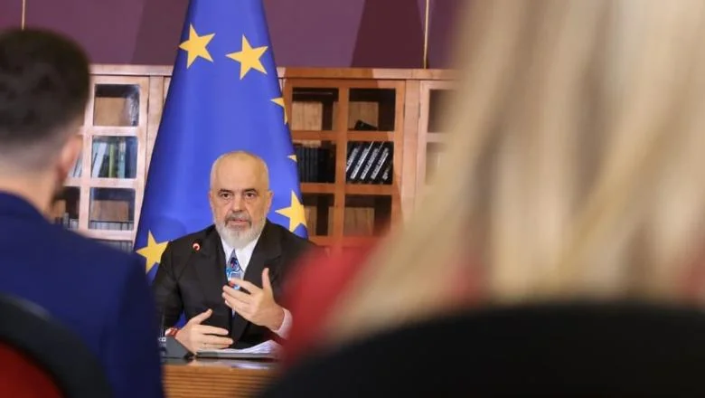 Rama: Obnova vojne industrije, Albanija će proizvoditi dronove, oklopna vozila i sistemi protiv dronova! Nabavićemo dva prva vatrogasna aviona (VIDEO)