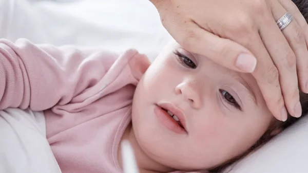 Febrilni napadi kod dece: Šta roditelji treba da znaju