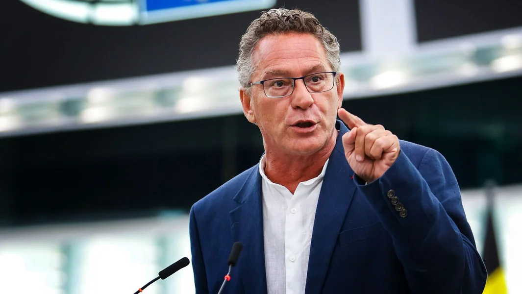 Arvanitis za Mercosur: Puč desnice ne sme da prođe