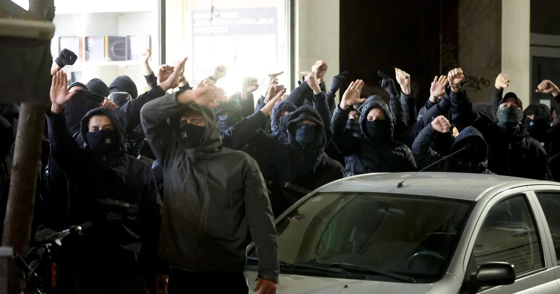 Postaju li fantomke i fašistički pozdravi demokratsko pravo