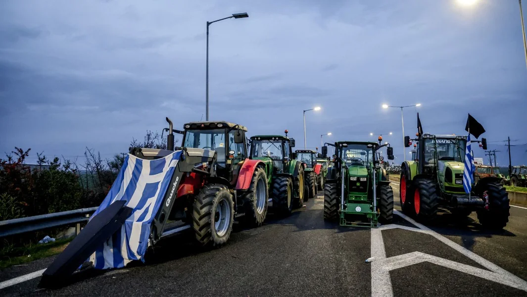 Poljoprivrednici: Blokade se zaoštravaju uprkos pretnjama za gonjenja - Documento
