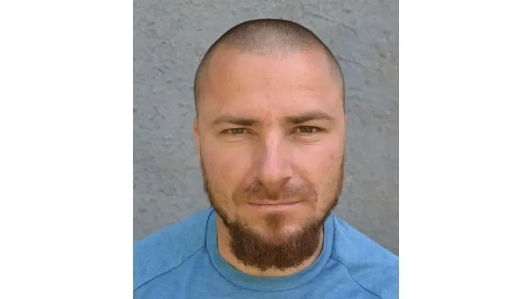 Rumunski ubica sa sjekirom na slobodi – FBI ga traži