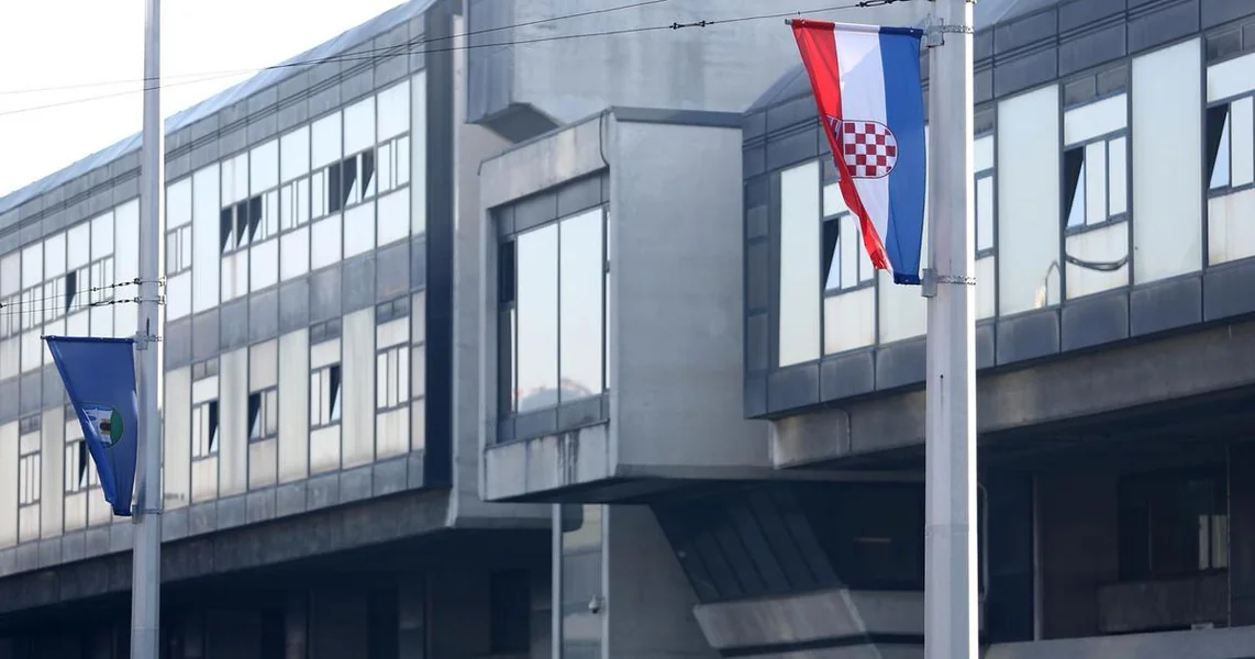 Hakeri napali Ministarstvo, zaposlenici dobili hitnu naredbu: 'Došla je panična poruka'