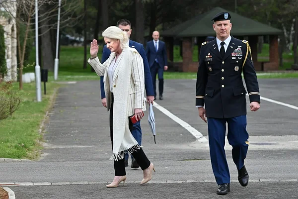 MAGA-metla za duboku državu u ambasadama SAD, među njima i u Skopju - Nova Makedonija