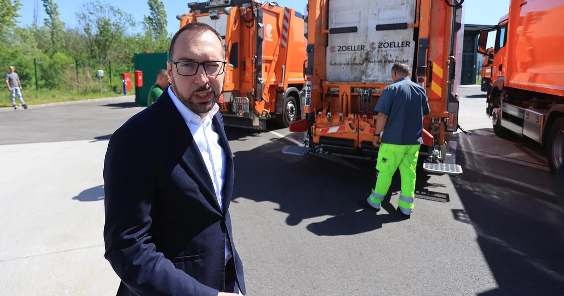Medicinske sestre, mladi inženjeri i profesori zakrčili su prilaze Senfovom uredu i mole da ih prime da čiste ulice i voze tramvaje