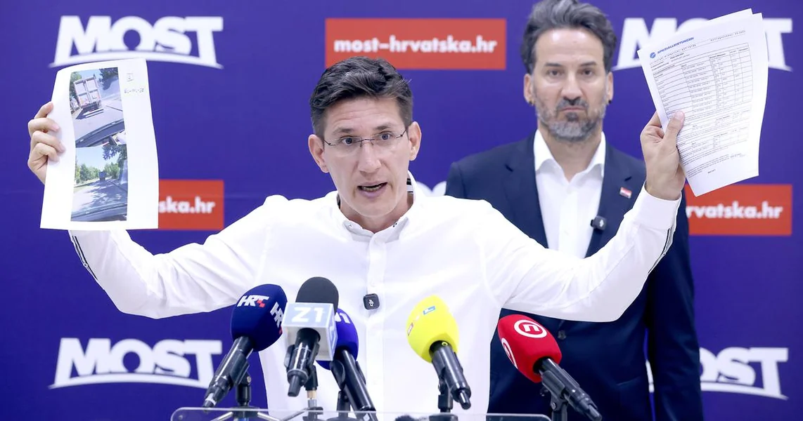 Uhapšen je Zvonimir Troskot, nakon što je Capak objavio da je voda u Lici čista. Sada u pritvoru može razmisliti je li bolje kao Zurovec biti konstruktivan ili lagati protiv narodne vlasti