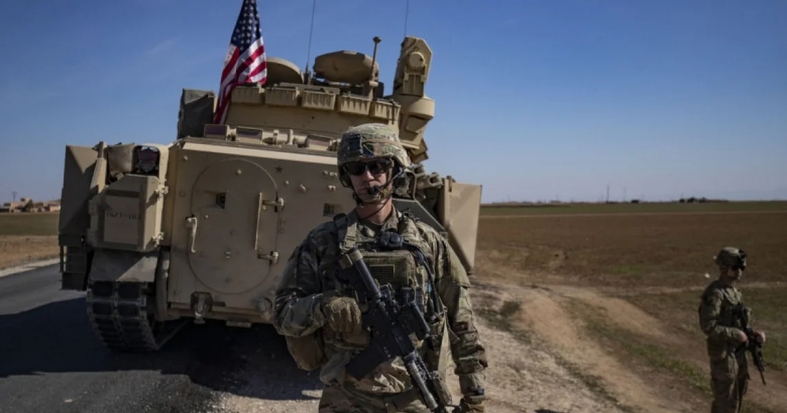 Pentagon je pripremio vojne opcije protiv režima u Teheranu. Iran je zatvorio zračni prostor na pet sati.