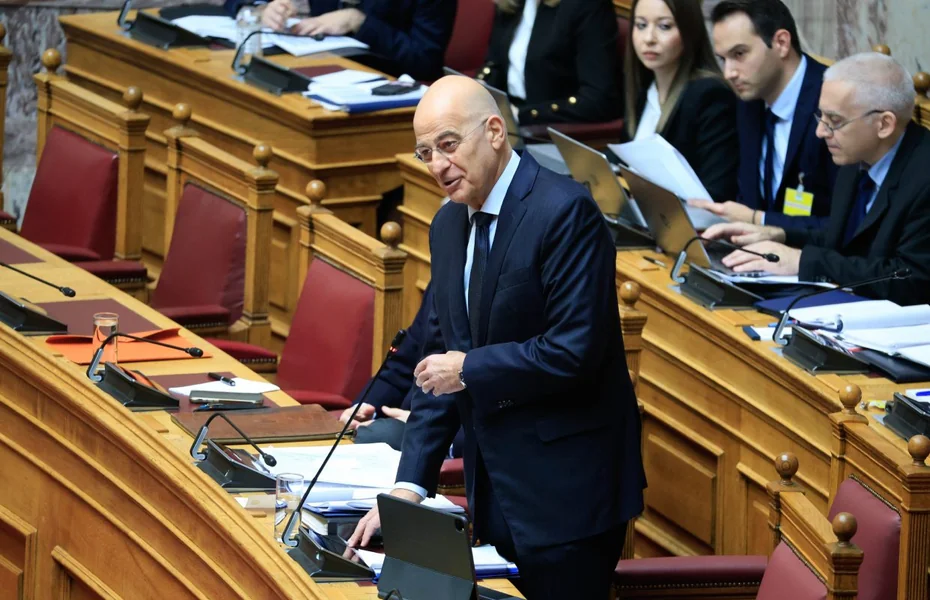 Tet-a-tet Dendias-Kairidis u kafani parlamenta: 'Ja zastupam vladu' - 'Ja nisam Bogdanos'