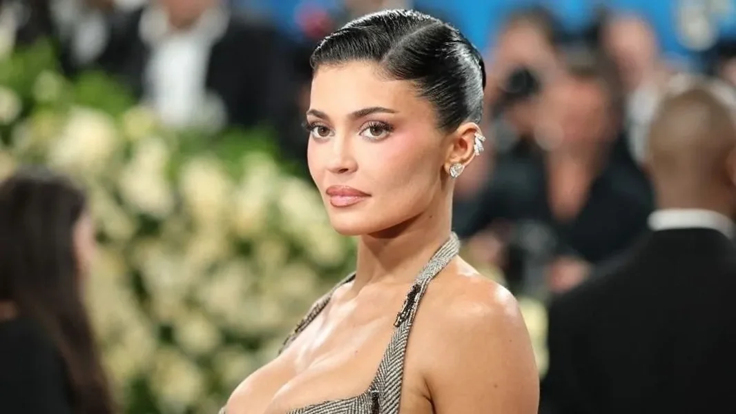 Ogroman skandal! Isplivala skrivana tajna Kylie Jenner koju je dugo čuvala - ORIGO