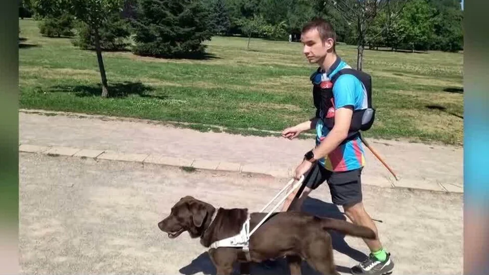 Ko je Viktor Asenov: Jedinstveni slepi planinski ultramaratonac u Bugarskoj