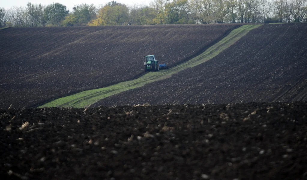 Ponovo su Flierovi kupili zemljišta, nove parcele pripale porodici koja upravlja Orbánovim zemljištima